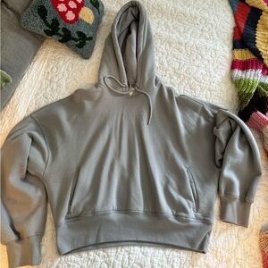 Abercrombie and Fitch Essential Sunday Hoodie in Grey Size Small
